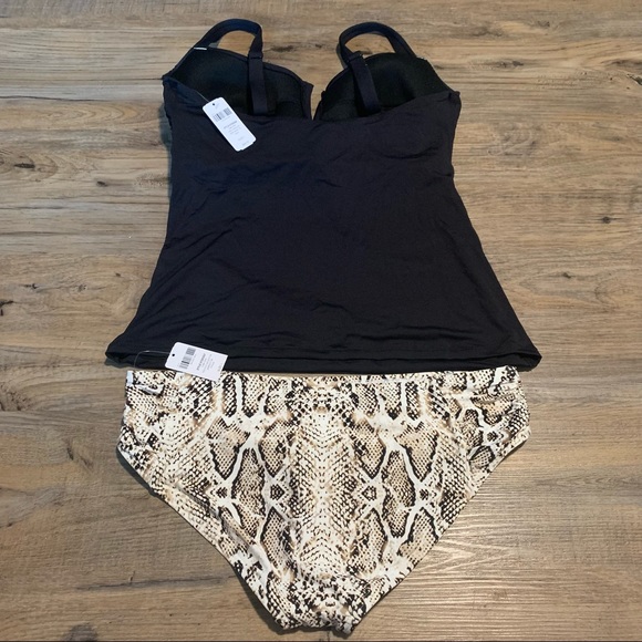 Soma V Wire Tankini Top & Rouched Bottoms - Picture 2 of 8